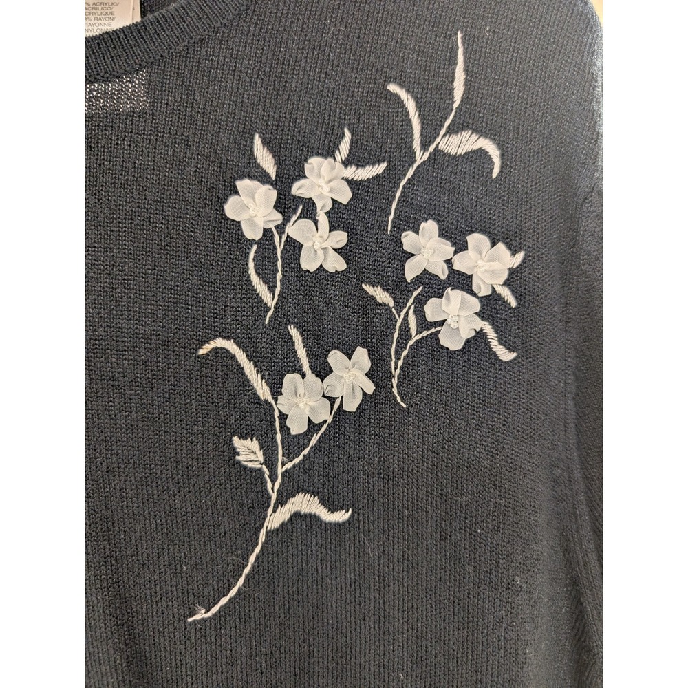 Emma James Black Knit Top Floral Applique Short Sleeve Size 1 Womens - Picture 2 of 5